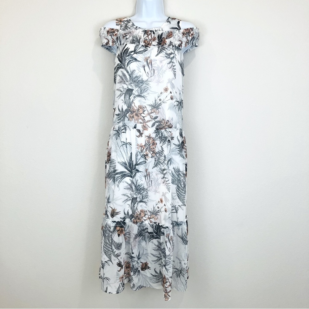 Chelsea28 Cold Shoulder Midi Dress - Picture 2 of 10